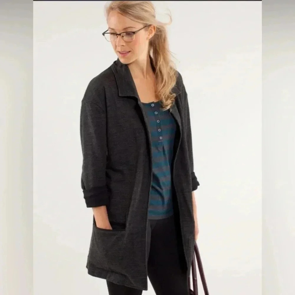 Lululemon | Clutch Coat -  Merino Wool